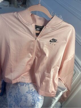 Nike Air Satin Cropped Bomber Jacket - Light Pink